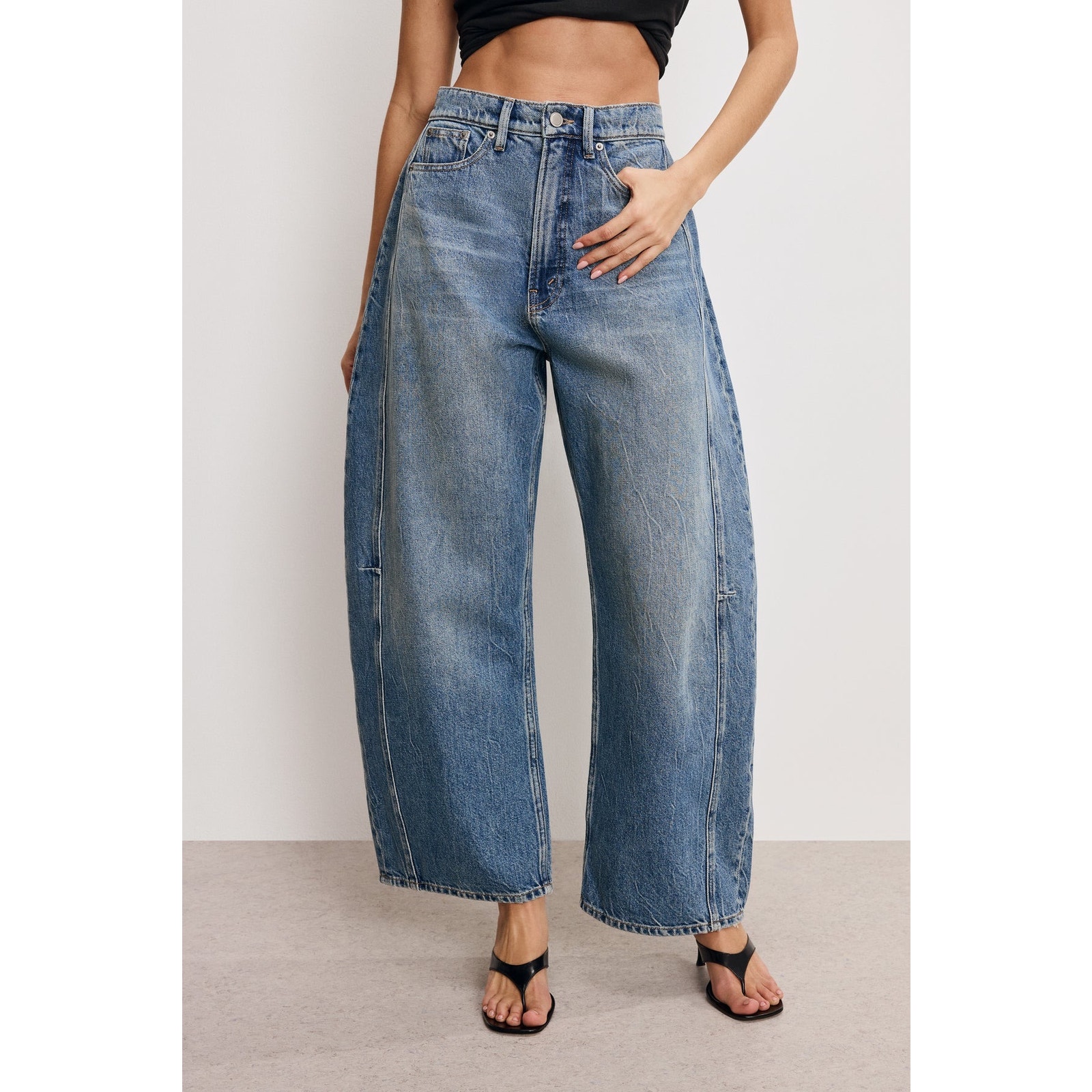 $179 New Good American Good Extreme Barrel Jeans - 0 / 25